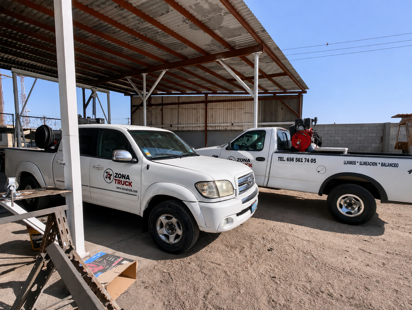 Unidades pickup de rescate de Zona Truck en carretera
